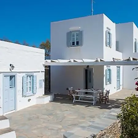 Family In A Picturesque Village In Sifnos Villa *